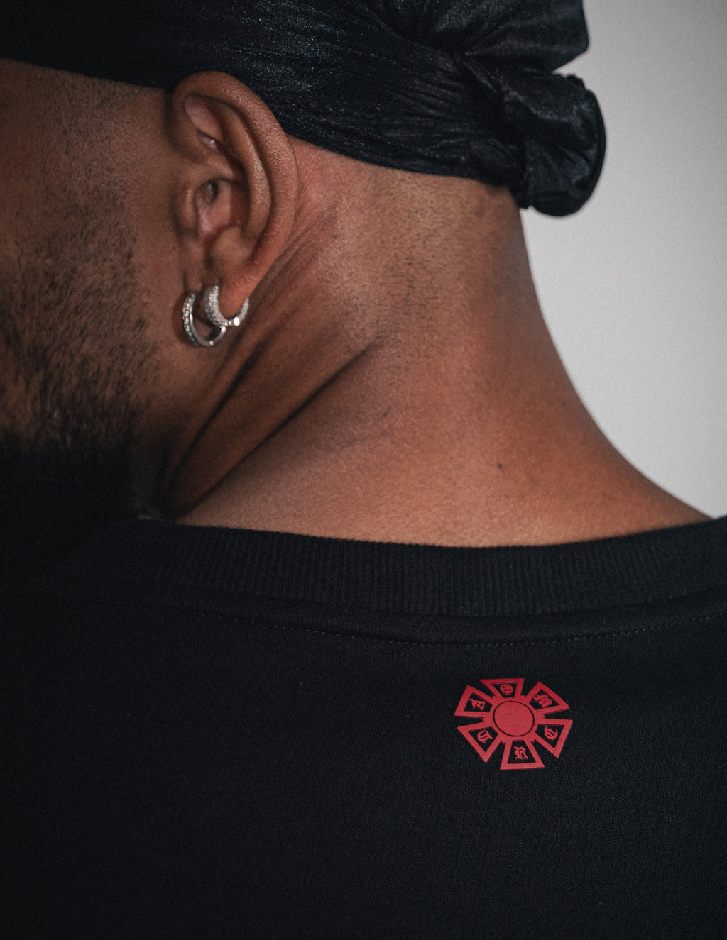 OMERTA PIN T-SHIRT BLACK
