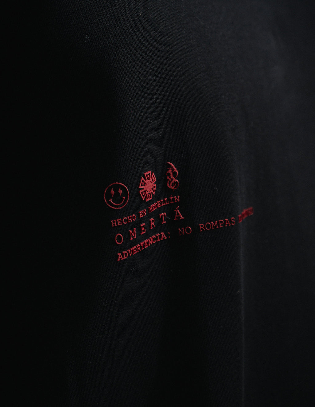 OMERTA PIN T-SHIRT BLACK