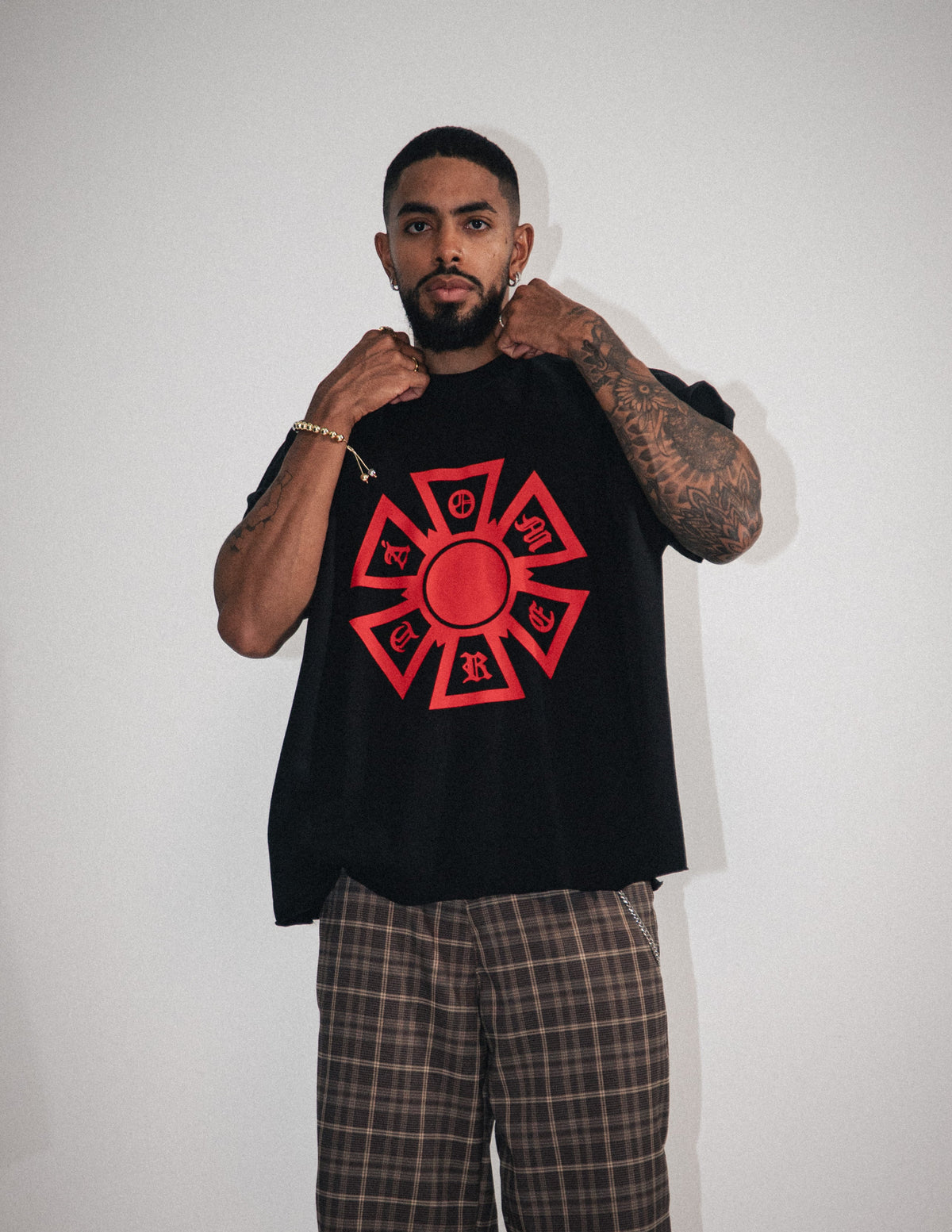 OMERTA SLEEVELESS BOXY TEE
