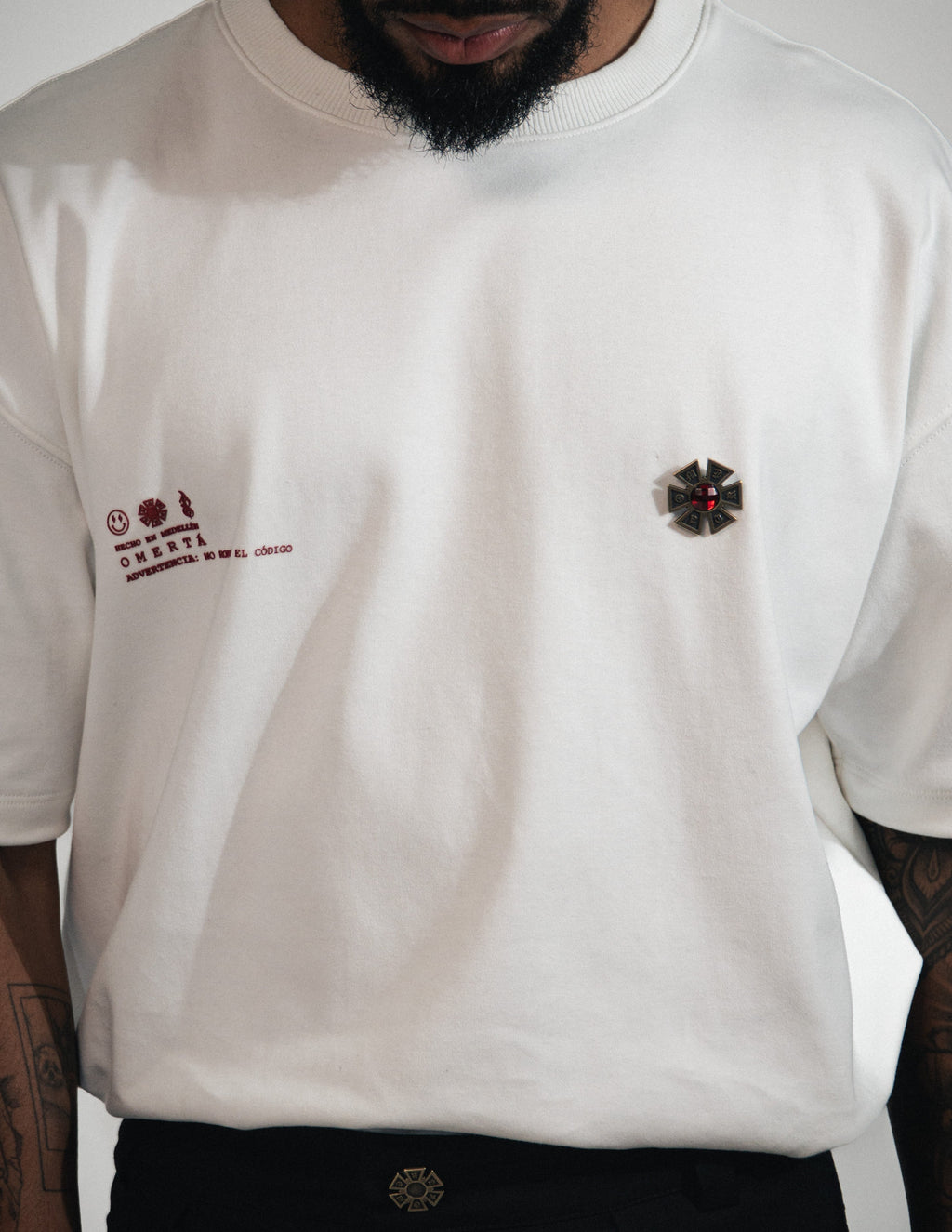 OMERTA PIN T-SHIRT IVORY